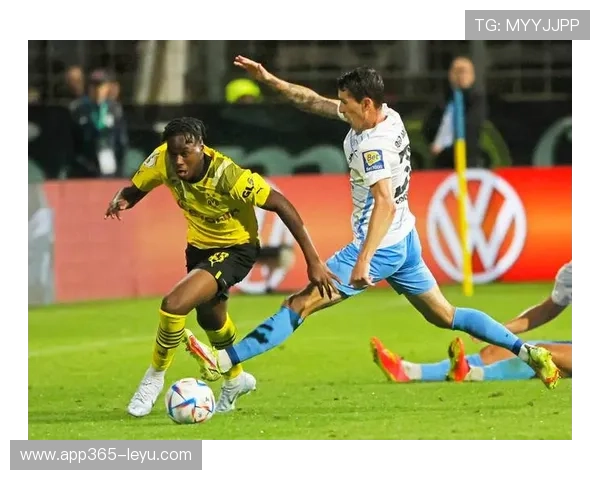 多特蒙德新星闪耀赛场，未来之星崭露头角